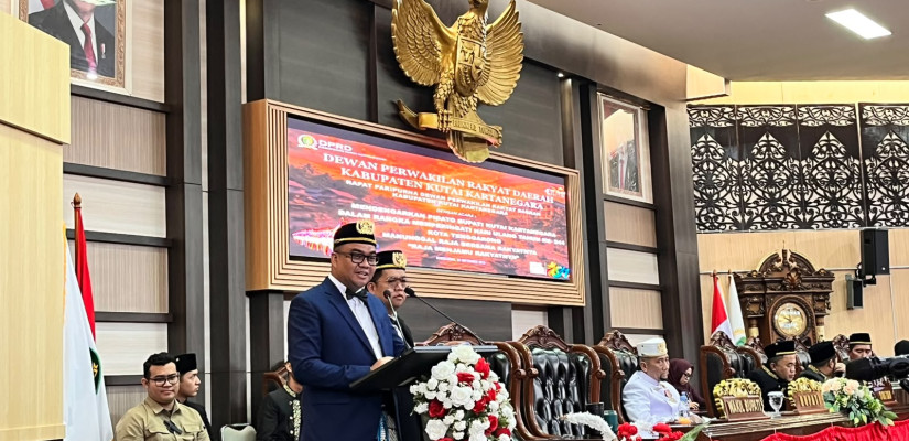 Bupati Kukar Aulia Rahman Basri bersama Wakil Bupati Rendi Solihin. (Selasar/Farid)