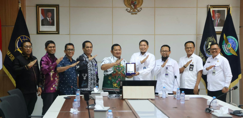 Pemkab Jajaki Jalur Pendidikan Penerbangan untuk Anak Daerah