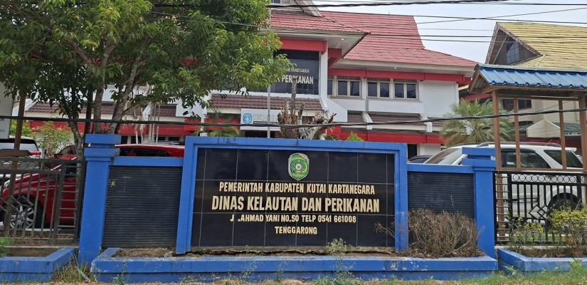 Tampak depan Kantor Dinas Kelautan dan Perikanan. (Selasar/Farid)