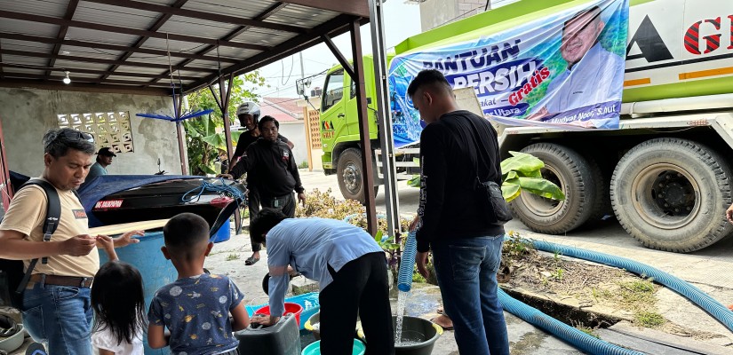 Peduli Warga Terdampak Kemarau di PPU, Mudyat Noor Salurkan 14 Ribu Liter Air Bersih