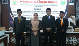 Pesan Menyentuh Bupati Berau saat Pelantikan PAW DPRD: Pejabat Itu Pelayan Rakyat, Bukan untuk Cari Untung
